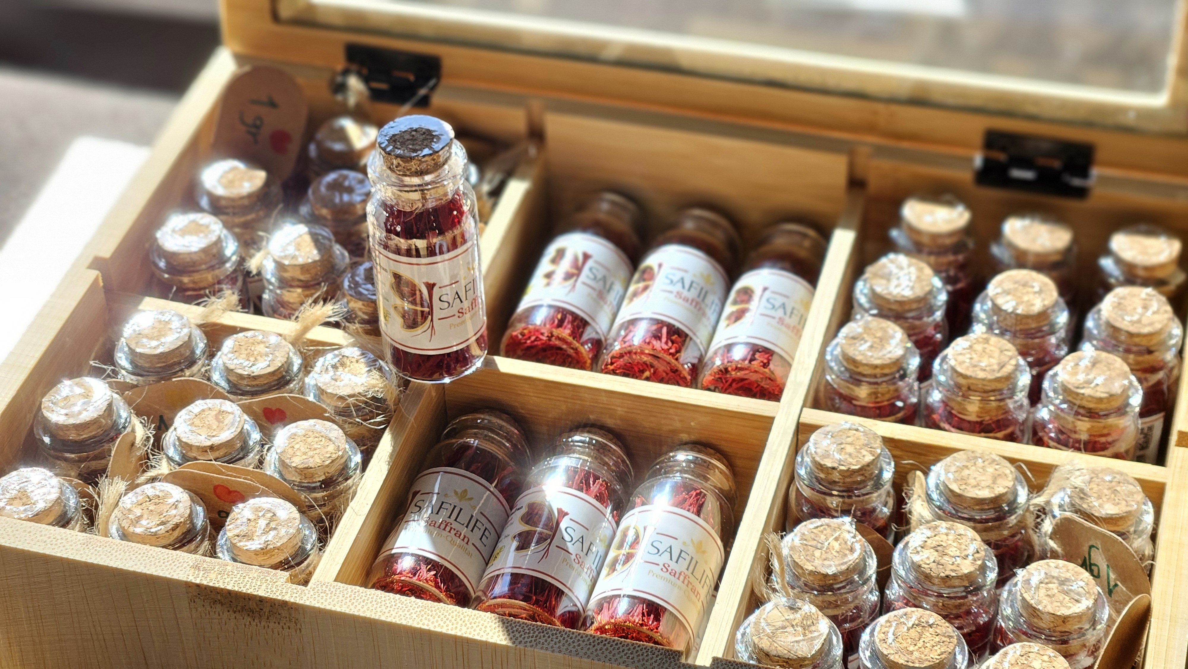 Saffron Thread Package — Glass Package , product photo 2